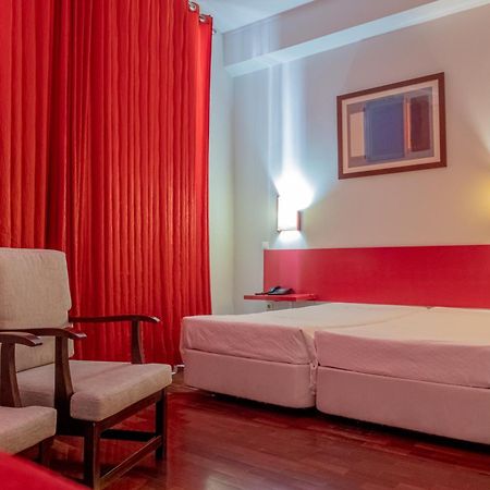 Residencial Chafariz /Queimada Hotel ฟุงชาล ภายนอก รูปภาพ